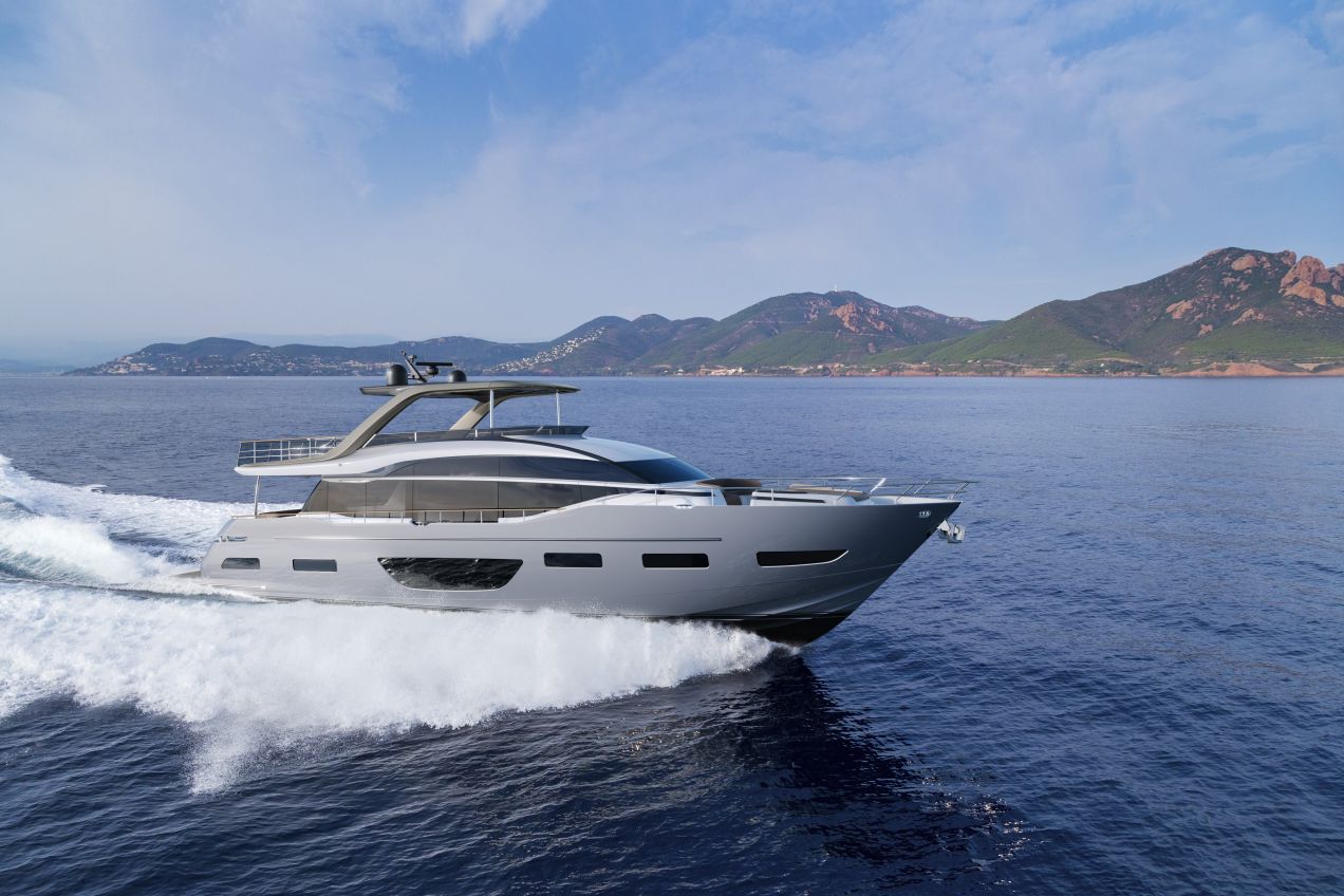 y85-motor-yacht-exterior-platinum-hull-cgi